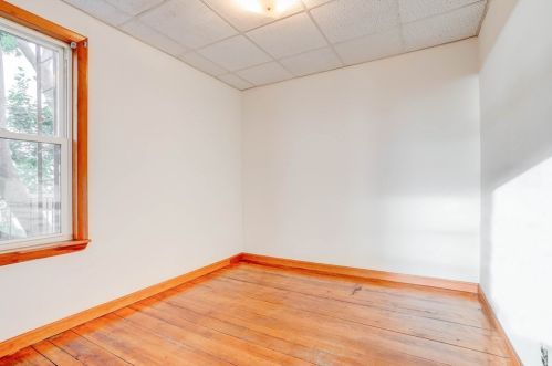 282 Sprague St, Fall River MA 02724-2719 exterior