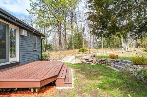 1088 Commercial St, Weymouth MA 02189-1632 exterior