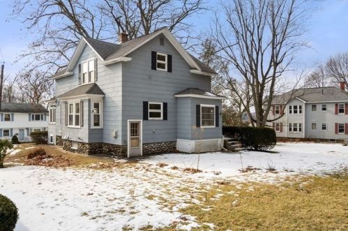 133 Malvern Rd, Worcester MA 01610-2258 exterior