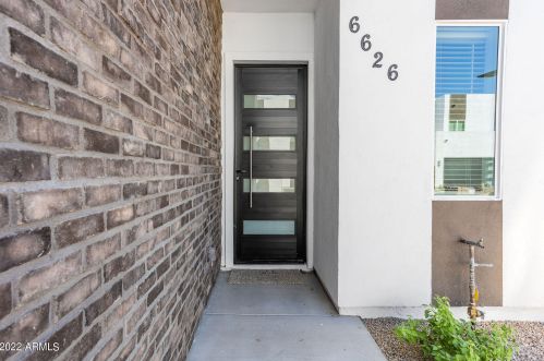 6614 16th St, Phoenix AZ  85016-4419 exterior