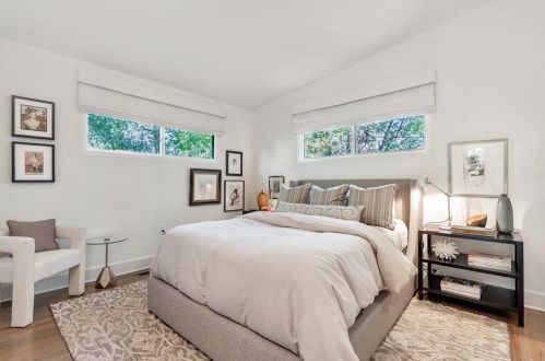 1506 Brook Valley Ln, Atlanta GA  30324-3212 exterior