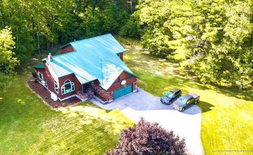 372 Center Dr, Orrington, ME 04474-3508