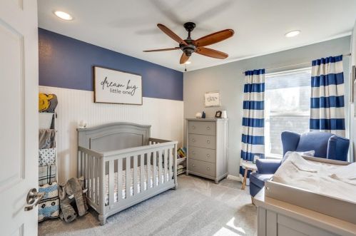 4027 Azure Ln, Addison TX 75001-3105 exterior