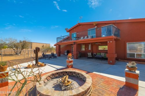 906 Carlise Rd, Phoenix AZ 85086-7479 exterior