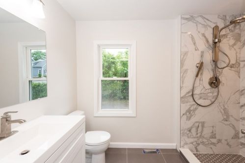 27 Canobieola Rd, Methuen MA  01844-1606 exterior