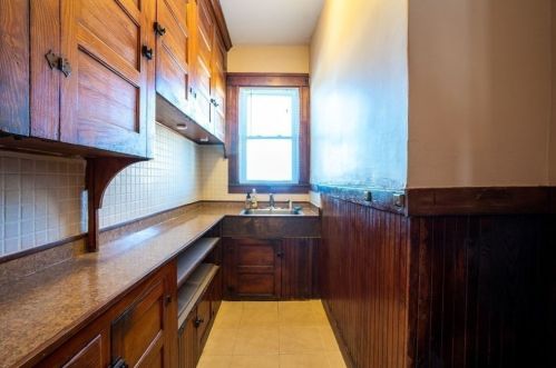 68 Sanborn St, Lawrence MA  01843-1222 exterior