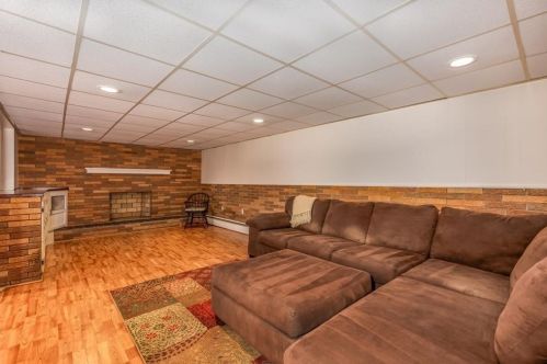 88 Standish St, Worcester MA 01604-3233 exterior