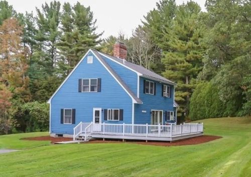 65 Ctr St, Groveland MA  01834-1016 exterior