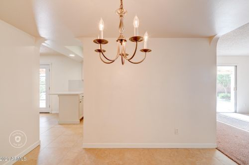 6243 Camelback Rd, Phoenix AZ 85033-1534 exterior