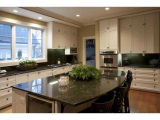 3541 Dumbarton Rd, Atlanta GA  30327-2613 exterior