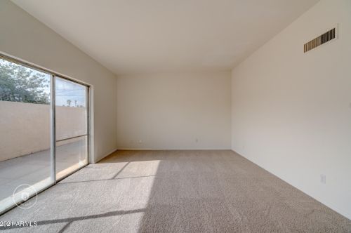 18042 42nd St, Phoenix AZ 85032-2267 exterior