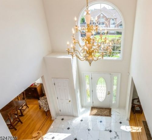 50 Deanna Dr, East Hanover NJ 07936-3208 exterior