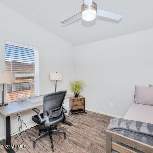 42330 3 St, Phoenix AZ 85086-7401 exterior