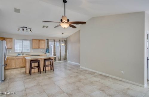 16630 45th St, Phoenix AZ 85050-8560 exterior