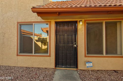 5221 18th Dr, Phoenix, AZ 85015-3037