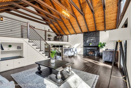 218 Chandler Rd, Jackson Twp NJ  08527-4339 exterior