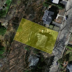 62 Oak Cliff Rd, Newton MA  02460-2326 aerial view