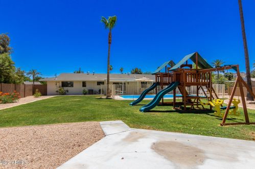 10808 43rd St, Phoenix AZ 85050-3342 exterior