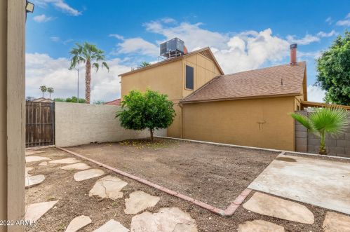 19242 5 Pl, Phoenix AZ 85042-4258 exterior