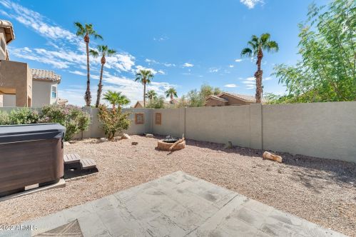 2151 Briarwood Ter, Phoenix AZ 85048-0152 exterior