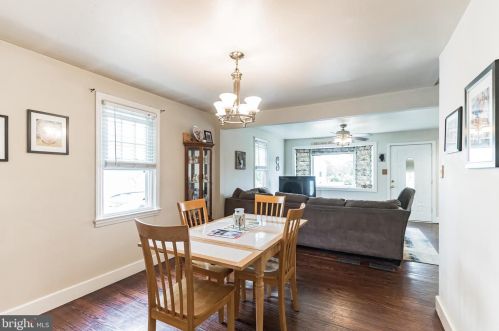 152 Spruce Ave, West Deptford NJ 08093-1118 exterior