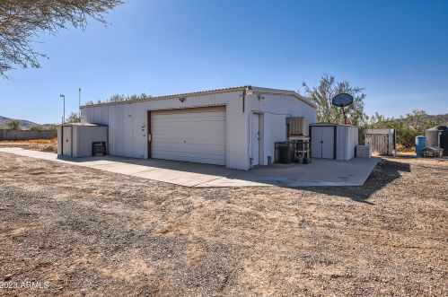 43630 20th St, Phoenix AZ 85006-2004 exterior