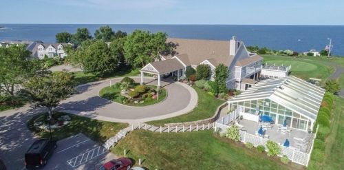 220 White Cliff Dr, Plymouth, MA 02360-1464