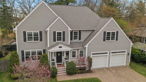 131 Hillsdale Rd, Dedham, MA 02026-5239