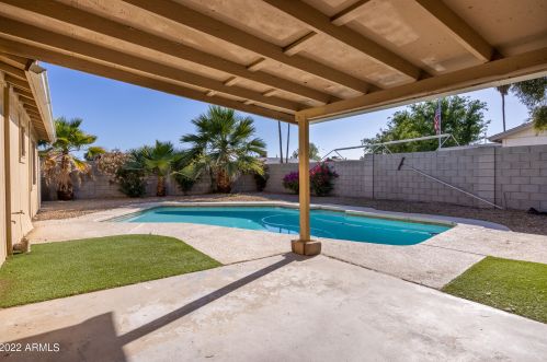13222 37 Pl, Phoenix AZ 85050-8309 exterior