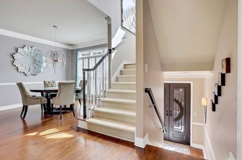 17 Highland Park Ln, Atlanta GA 30306-3447 exterior