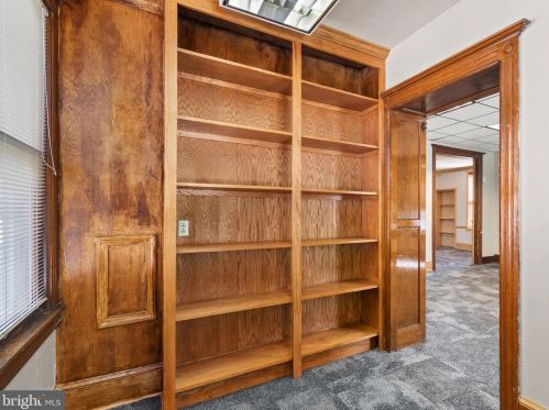 48 Newton Ave, West Deptford NJ 08096-4610 exterior