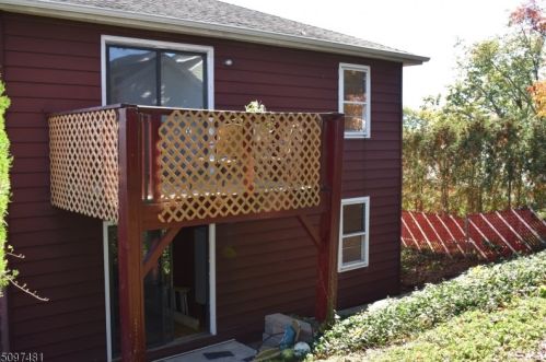 421 Un Ave, Belleville NJ 07109-1609 exterior