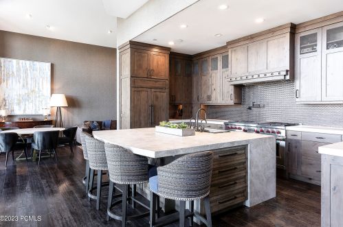 8449 Silver Crk Rd, Park City UT exterior