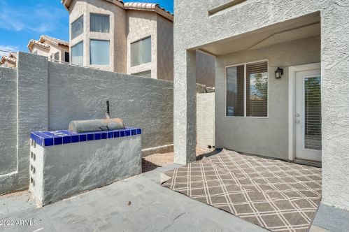 2151 Briarwood Ter, Phoenix AZ 85048-0152 exterior