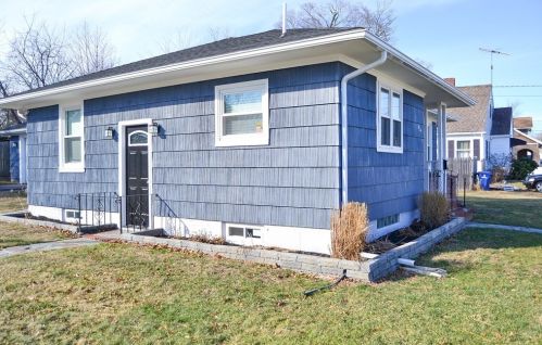 829 Shawmut Ave, New Bedford MA  02746-1315 exterior