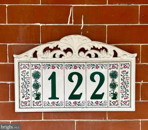 122 Hunter St, West Deptford NJ  08096-2533 exterior