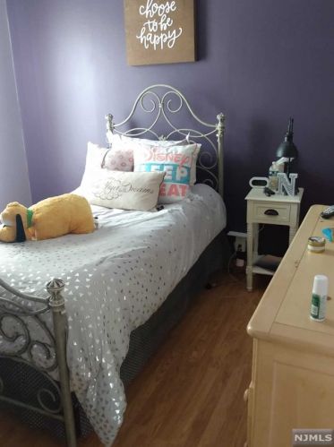 57 New Lawn Ave, Kearny NJ 07032-2207 exterior