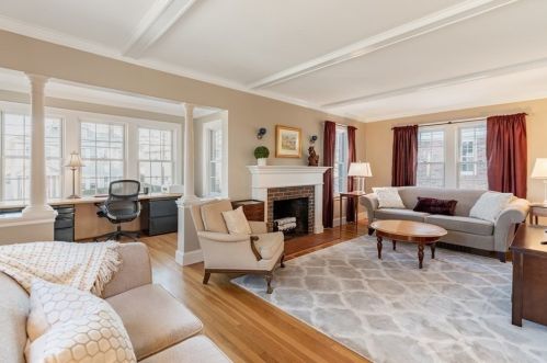 2 Bonad Rd, Milton MA 02186-3212 exterior