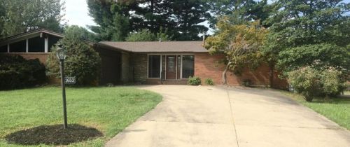 1653 Al Mara Cir, Louisville, KY 40205-3203