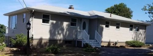 17 Tudor Rd, Nahant MA  01908-1329 exterior