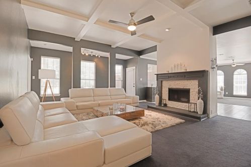 6516 Coral Ln, Garland TX 75048-3386 exterior