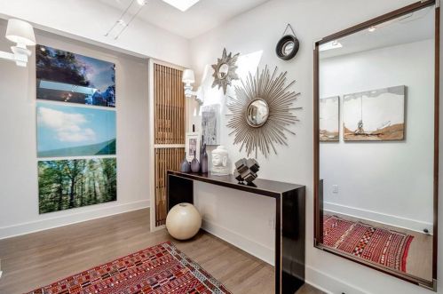 1506 Brook Valley Ln, Atlanta GA  30324-3212 exterior