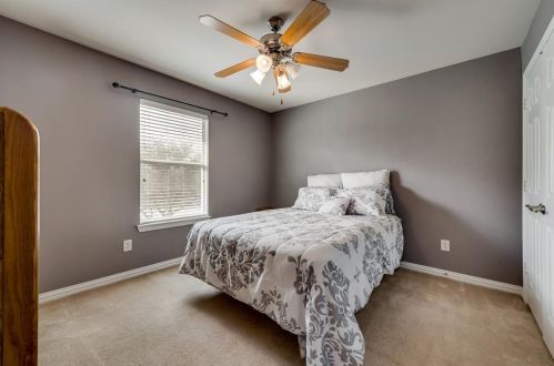 7216 Mediterranean Dr, Plano TX 75093-2137 exterior