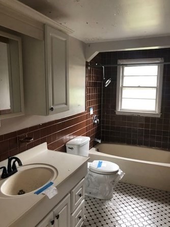 15 Russell Pl, Everett MA 02149-1621 exterior