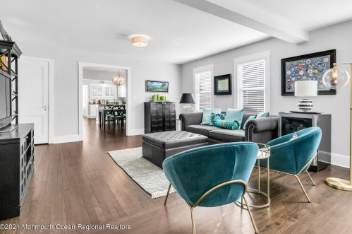 72 Rumson Rd, Little Silver NJ 07739-1332 exterior