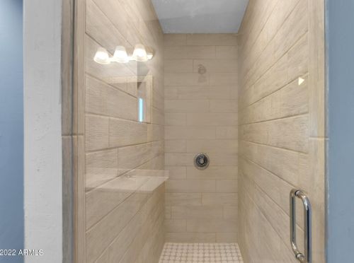 2845 Bethany Home Rd, Phoenix AZ 85015-1940 exterior