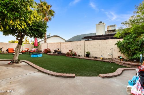 15450 39 St, Phoenix AZ 85018-6406 exterior