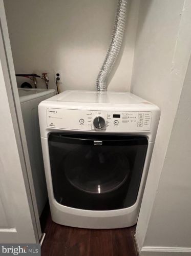 1 Locust Ct, Erial NJ 08081-1932 exterior