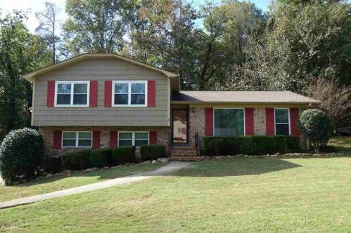 1134 Mtn Oaks Dr, Birmingham AL  35226-1823 exterior