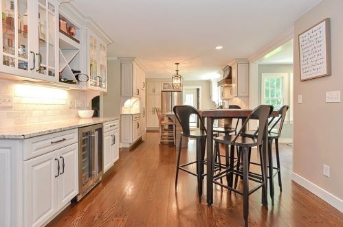 5 Maple Ln, Sutton MA 01590-1810 exterior